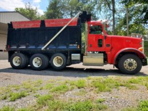 2014 Peterbilt 367 tri axle dump truck - $125,000 (carthage) cipads freeads