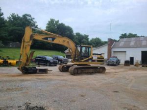 CAT 320BL Excavator w48 Bucket & Thumb cipads freeads