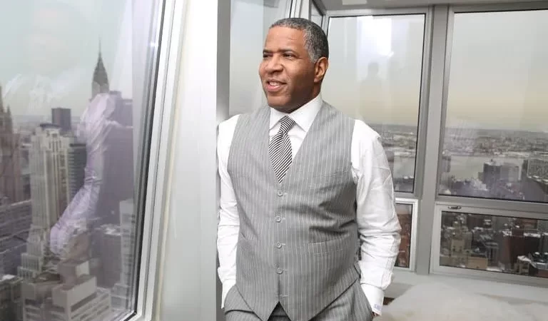Robert Smith on Being The Richest Black American, Wealth, HBCUs, & Private Equity cipads freeads