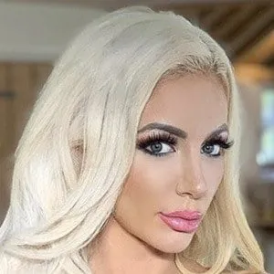 Model Of The Week - NICOLETTE SHEA cipads freeads