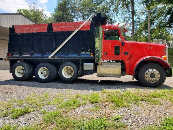 2014 Peterbilt 367 tri axle dump truck – $125,000 (carthage)