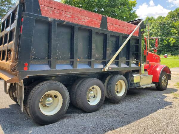 2014 Peterbilt 367 tri axle dump truck – $125,000 (carthage)