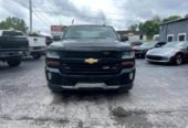 2017 Chevrolet Chevy Silverado 1500 LT Crew Cab 4WD -EASY FINANCING AVAILABLE – $24,999 (+ 15 YEARS FAMILY OWNED AND OPERATED | HAND PICKED INVENTORY)