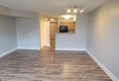 $2,383 / 566ft2 – Freeway Access, Built-In Computer Desk*, Fireplace* (Washington)