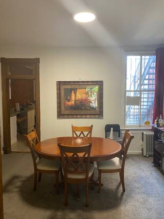 $1,000 / 3br – Columbia Heights NW 3 Bedroom Townhouse. 1 Furnished Bedroom for rent (Washington DC)