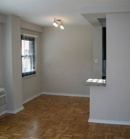 $1,725 / 1br – 660ft2 – Move In Guarantee, Ceramic Kitchen Tile, Built-In Microwave (1204 S Washington St, Alexandria, VA)