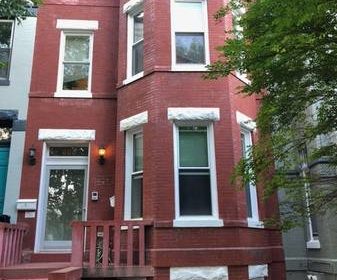 2925-1br-585ft2-Furnished-sun-drenched-1br-1.5ba-on-Capitol-Hill-cipads-freeads