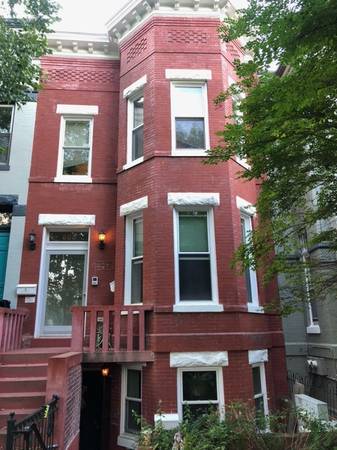 $2,925 / 1br – 585ft2 – Furnished, sun-drenched 1br/1.5ba on Capitol Hill (Capitol Hill)