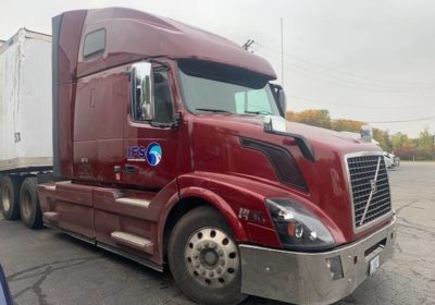 Team-drivers-CDL-A-1mi-22-Volvo-860-5000-sign-in-Troy-MI.-cipads-freeads3-1