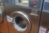 Huesbch/Speed Queen 20lb Hard mount Commercial Washer Coin Operated 110v