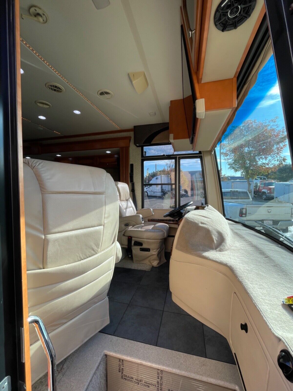 2008 Newmar Dutch Star 4304 Tag Axle Diesel Pusher Motorhome RV 40K Miles