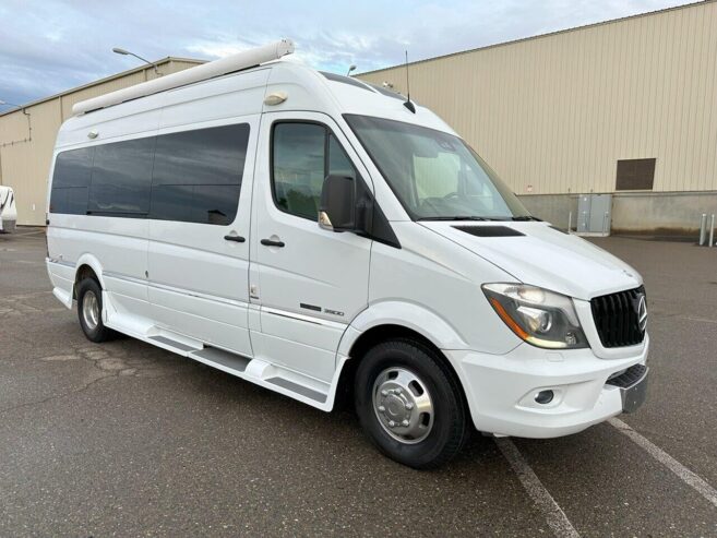 2014 MERCEDES-BENZ SPRINTER ROADTREK RS ANDVENTUROUS CLASS B MOTORHOME