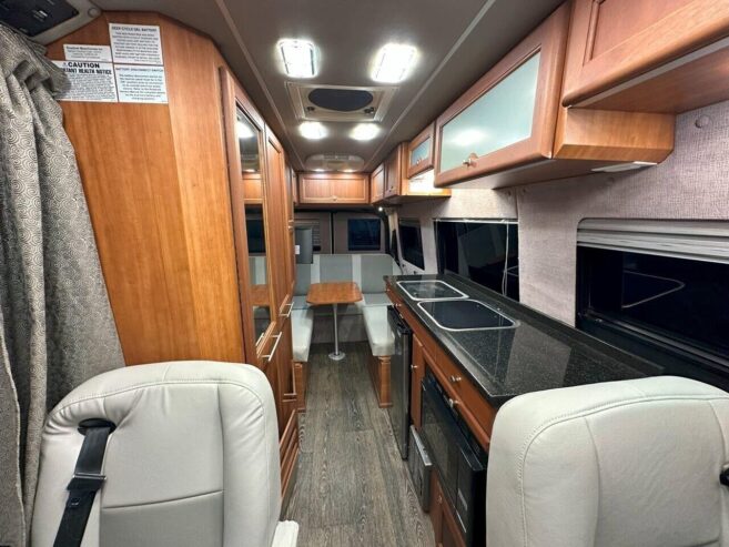 2014 MERCEDES-BENZ SPRINTER ROADTREK RS ANDVENTUROUS CLASS B MOTORHOME