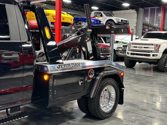 2022 FORD F450 XLT 7.3L V8 GAS WRECKER 4K MILES LIKE NEW! READY TO WORK!