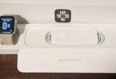 Apple Watch SE 2nd Gen 40mm A2722 Starlight Aluminum Case GPS Khaki Stretch Band