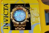 Invicta VENOM Mens Watch Model 26688 Mother Of Pearl with Hardshell Yellow Case.