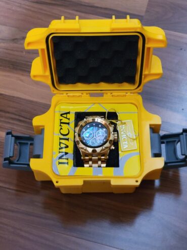 Invicta VENOM Mens Watch Model 26688 Mother Of Pearl with Hardshell Yellow Case.