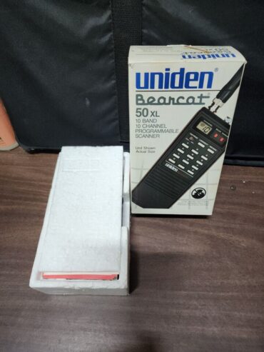 Uniden Bearcat BC 50XL Handheld Scanner programmable VHF UHF HAM Walkie Talkie