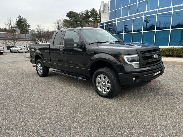 2013 Ford F-150 XLT 4WD 2013 Ford F-150 XLT 4WD Tuxedo Black Metallic Pickup Truck 3.5L V6 Ecoboost Engine