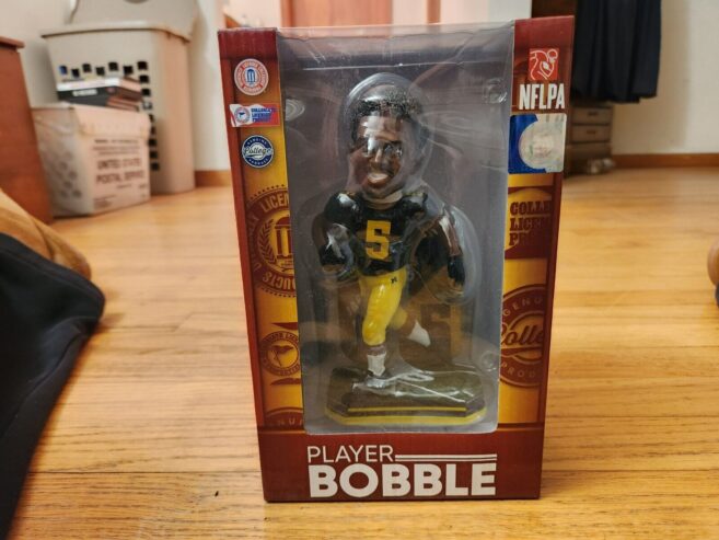 Jabrill Peppers Michigan Wolverines SIGNED Football + Helmet COA’s + Bobblehead