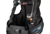 TUSA’s newest fundamental buoyancy compensator, Crestline BC0602B. Designed for recreational use and travel, this BC is versatile and lightweight